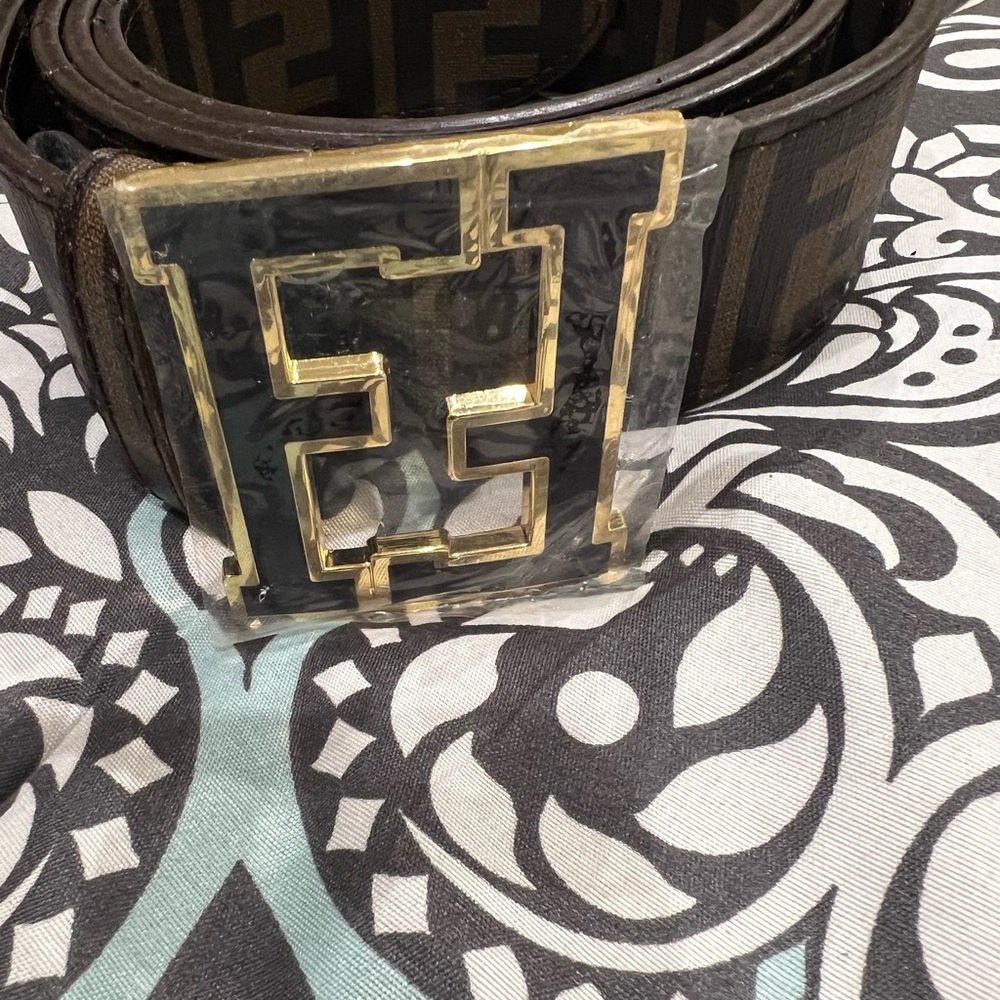 Fendi Brown two tone belt unisex